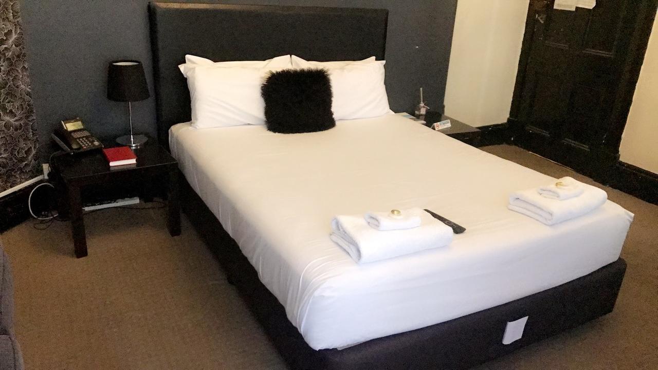 Ambassadors Hotel Adelaide Ngoại thất bức ảnh